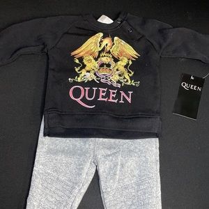 New Queen 2 piece set